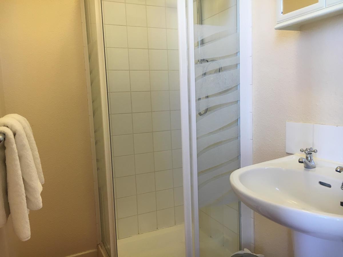 בורנמות' Hotel Balmoral מראה חיצוני תמונה